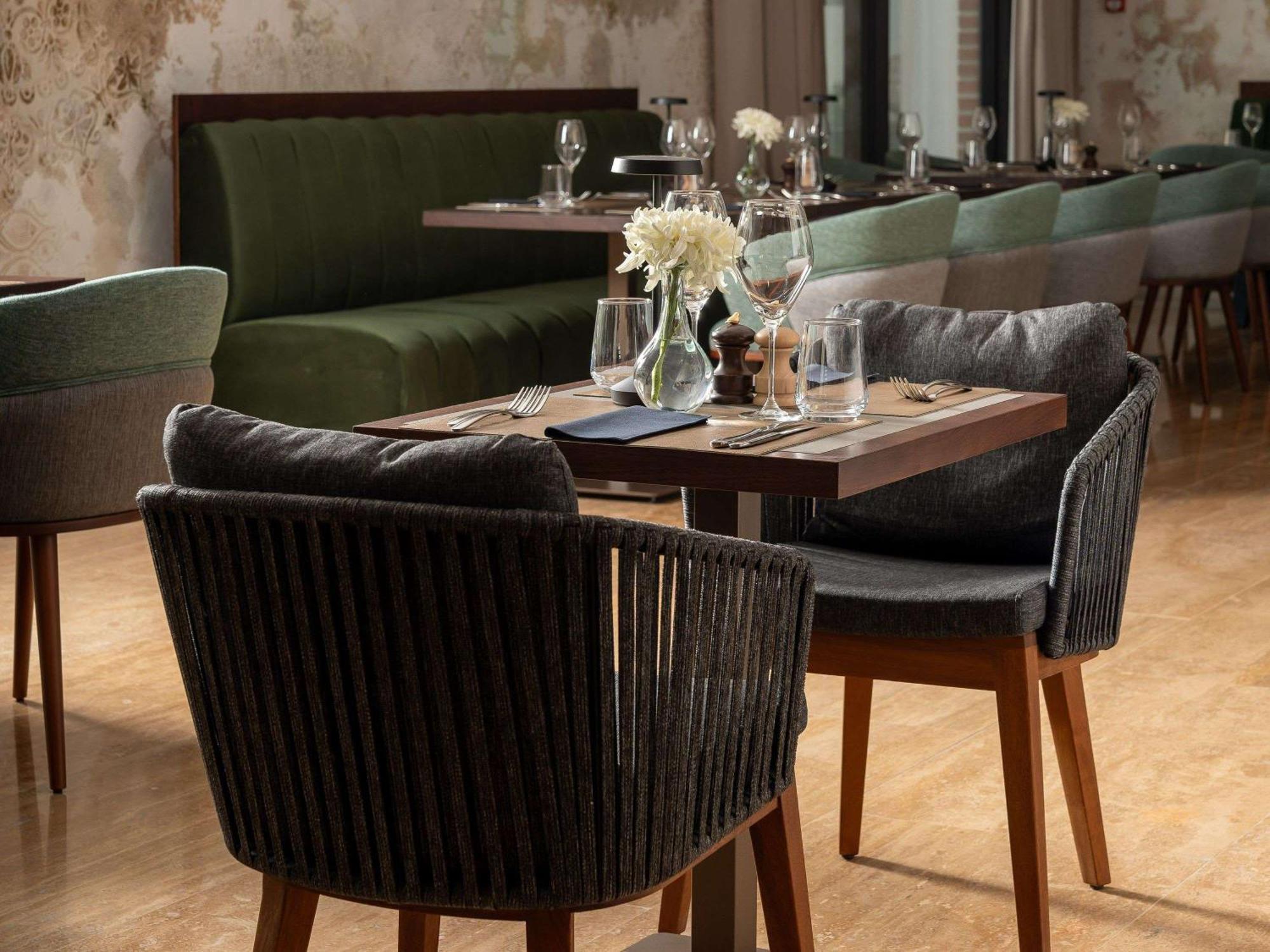 Mercure Conacul Cozieni Pasarea Εξωτερικό φωτογραφία